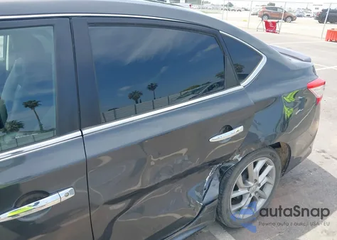 2014 Nissan Sentra Sr z USA, uszkodzony, nr VIN 3N1AB7AP3EY312848